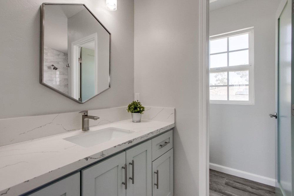 Virtual tour photo 38 of 62 for 5035 Elm St