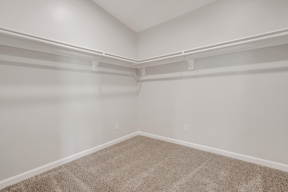 Virtual tour photo 40 of 62 for 5035 Elm St
