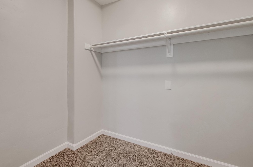 Virtual tour photo 53 of 62 for 5035 Elm St