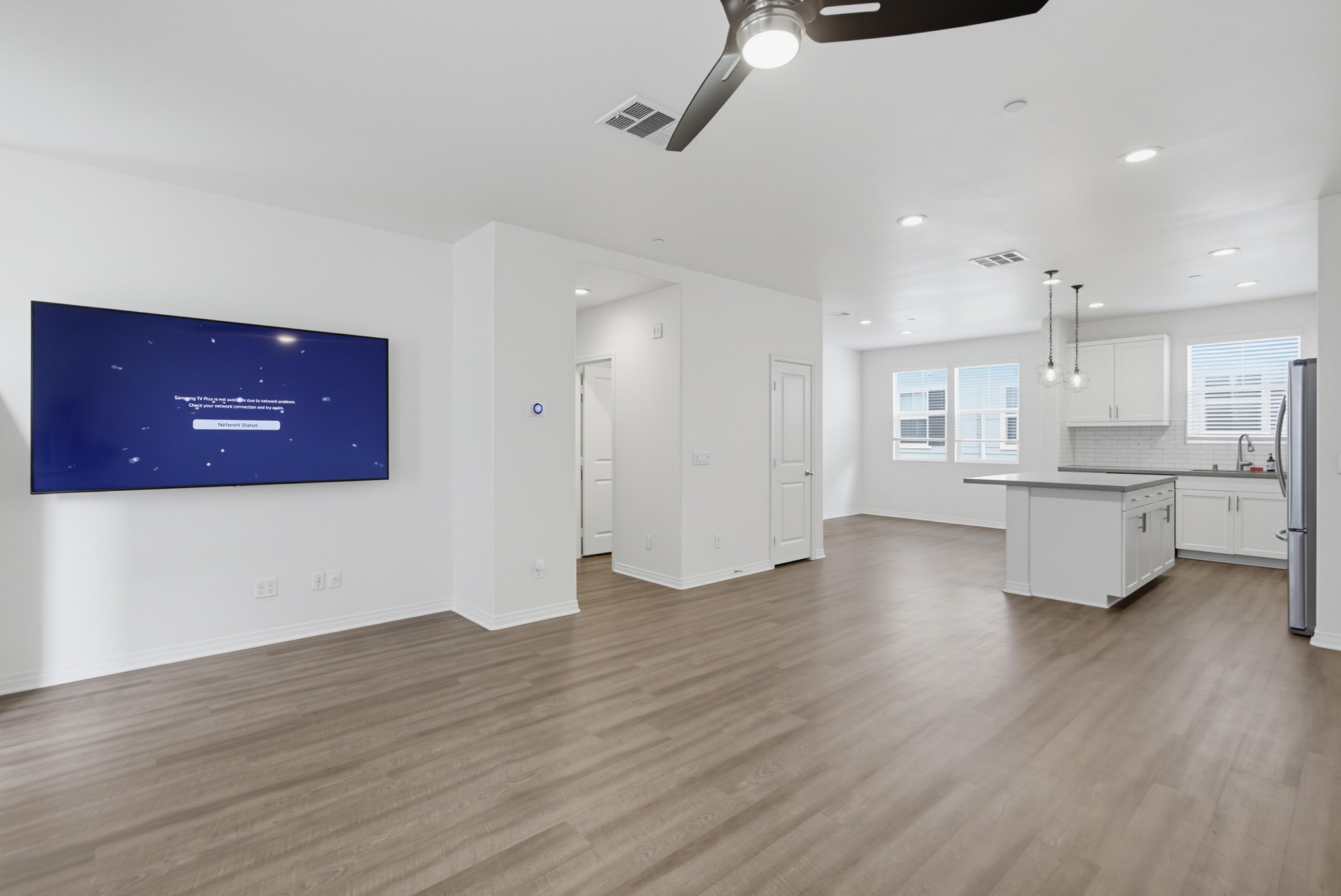 Virtual tour photo 11 of 67 for 504 Hummingbird Ln