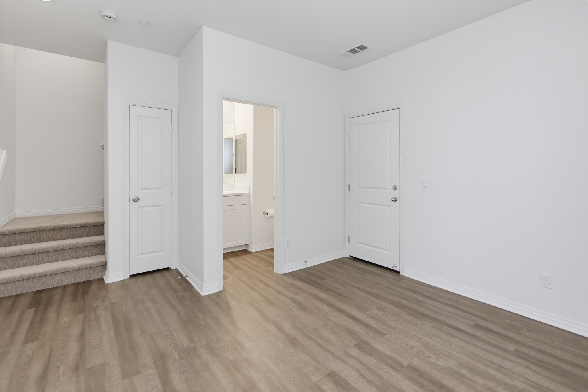 Virtual tour photo 41 of 67 for 504 Hummingbird Ln