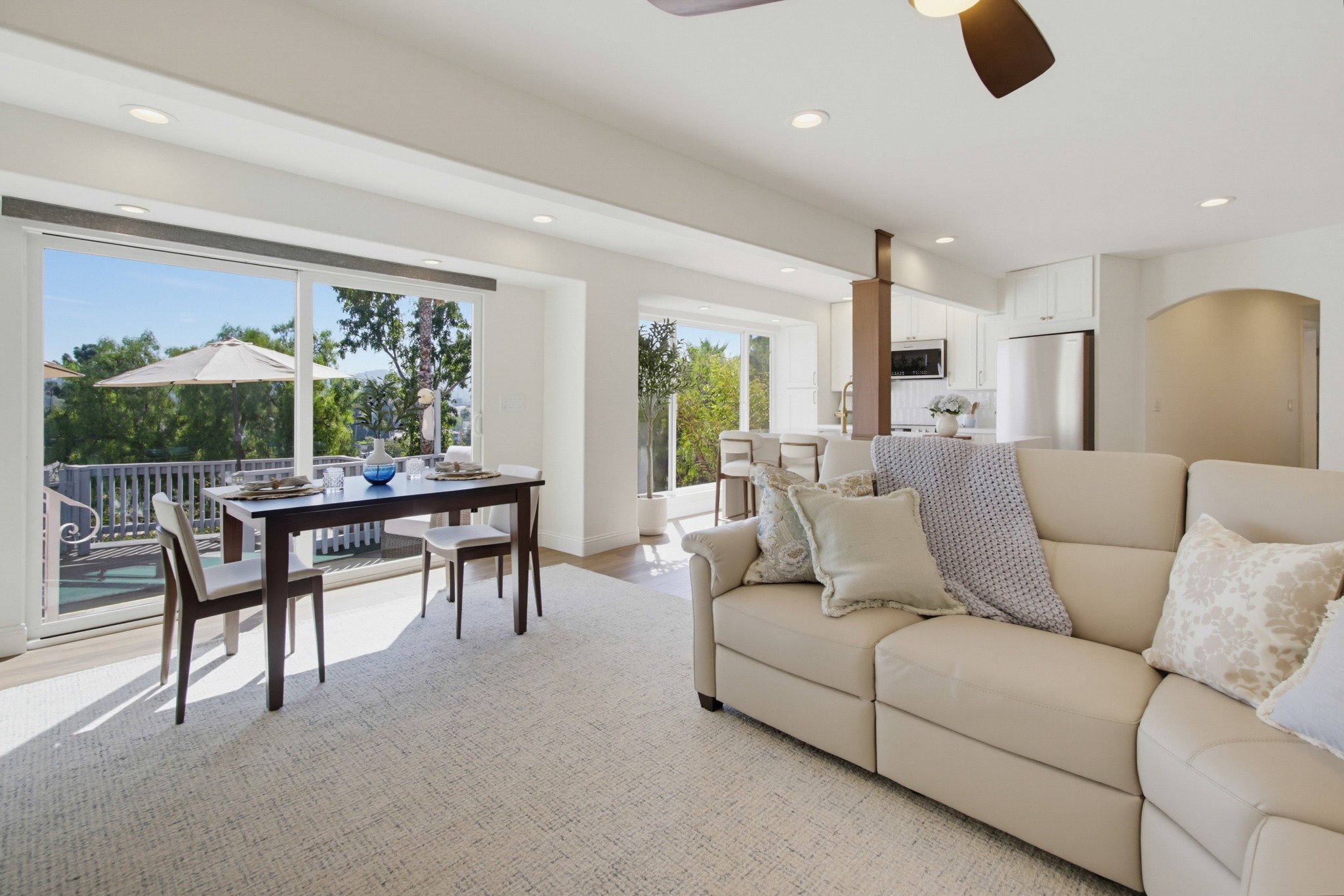 Virtual tour photo 1 of 131 for 5040 Colina Dr