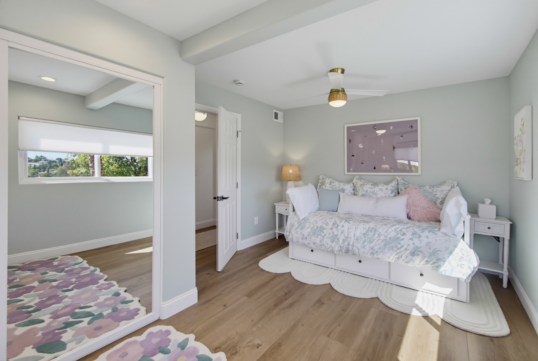 Virtual tour photo 38 of 131 for 5040 Colina Dr