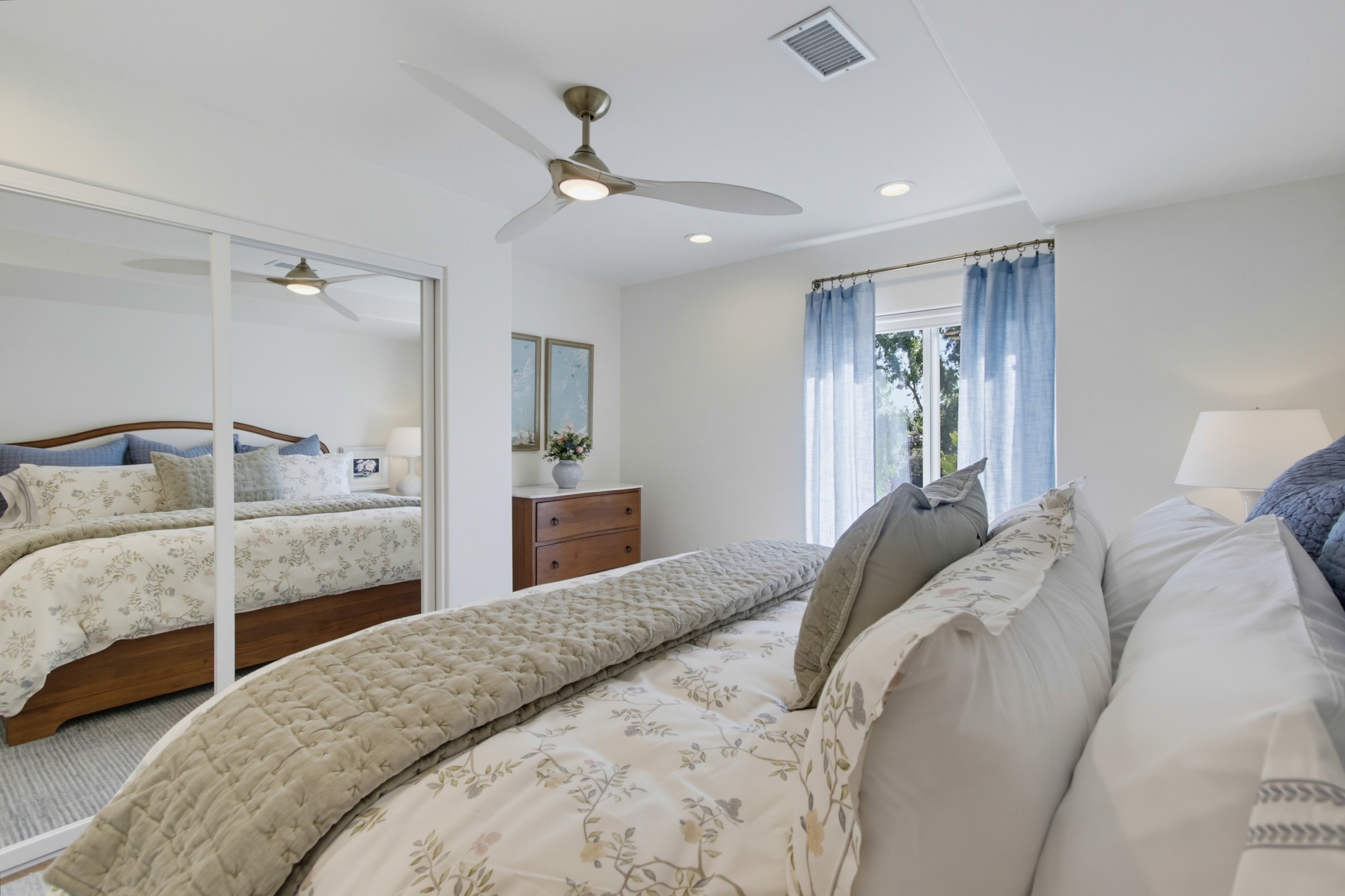 Virtual tour photo 56 of 131 for 5040 Colina Dr