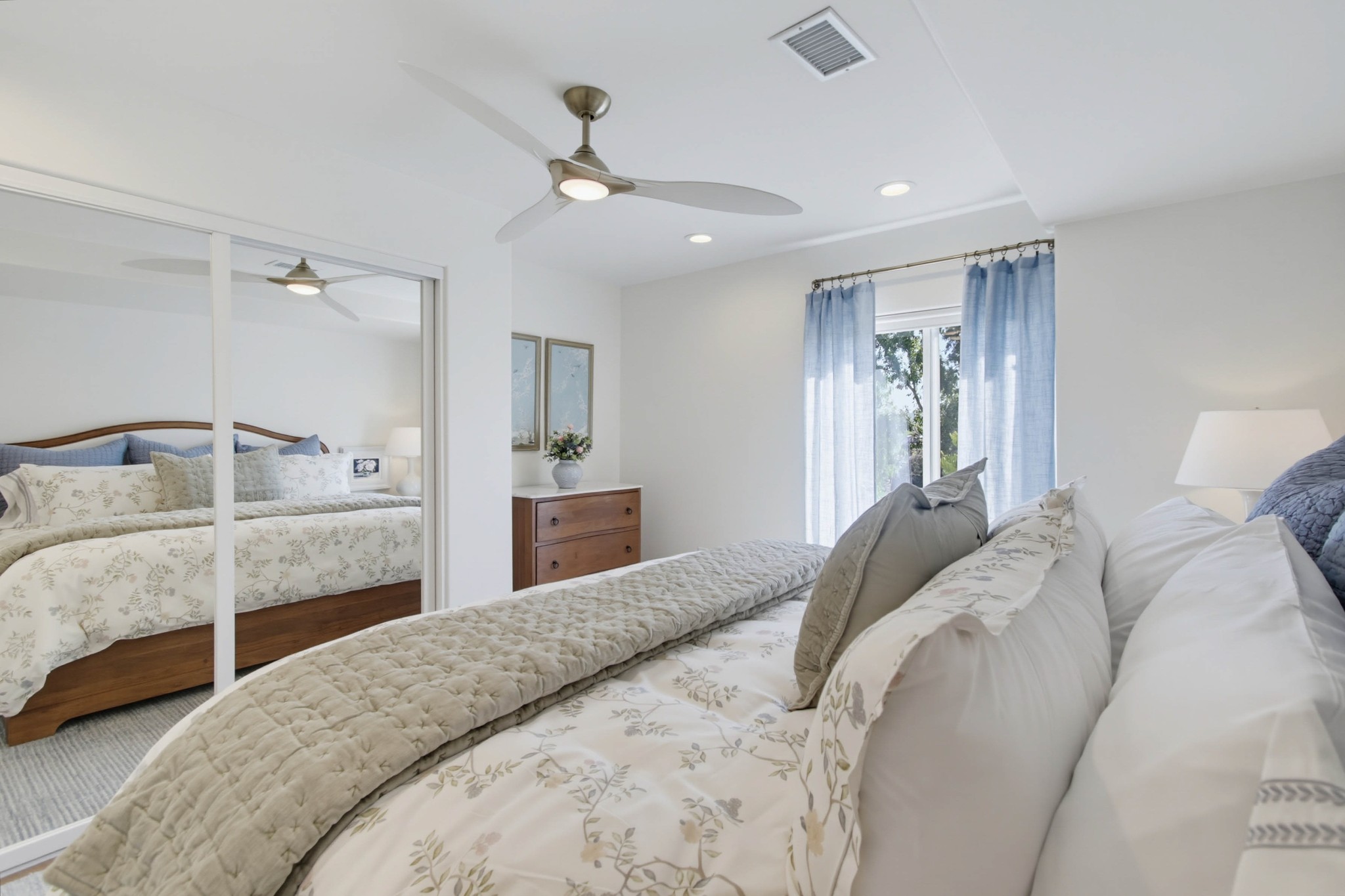 Virtual tour photo 57 of 131 for 5040 Colina Dr