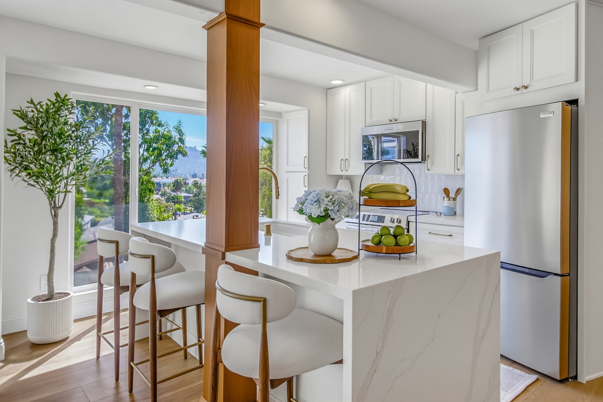 Virtual tour photo 80 of 131 for 5040 Colina Dr