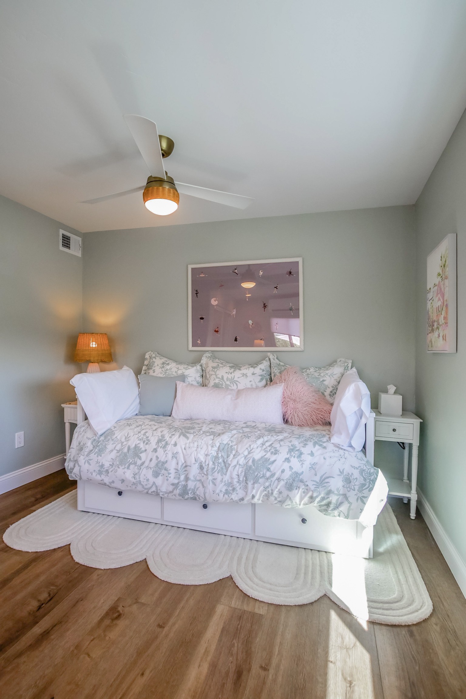 Virtual tour photo 95 of 131 for 5040 Colina Dr