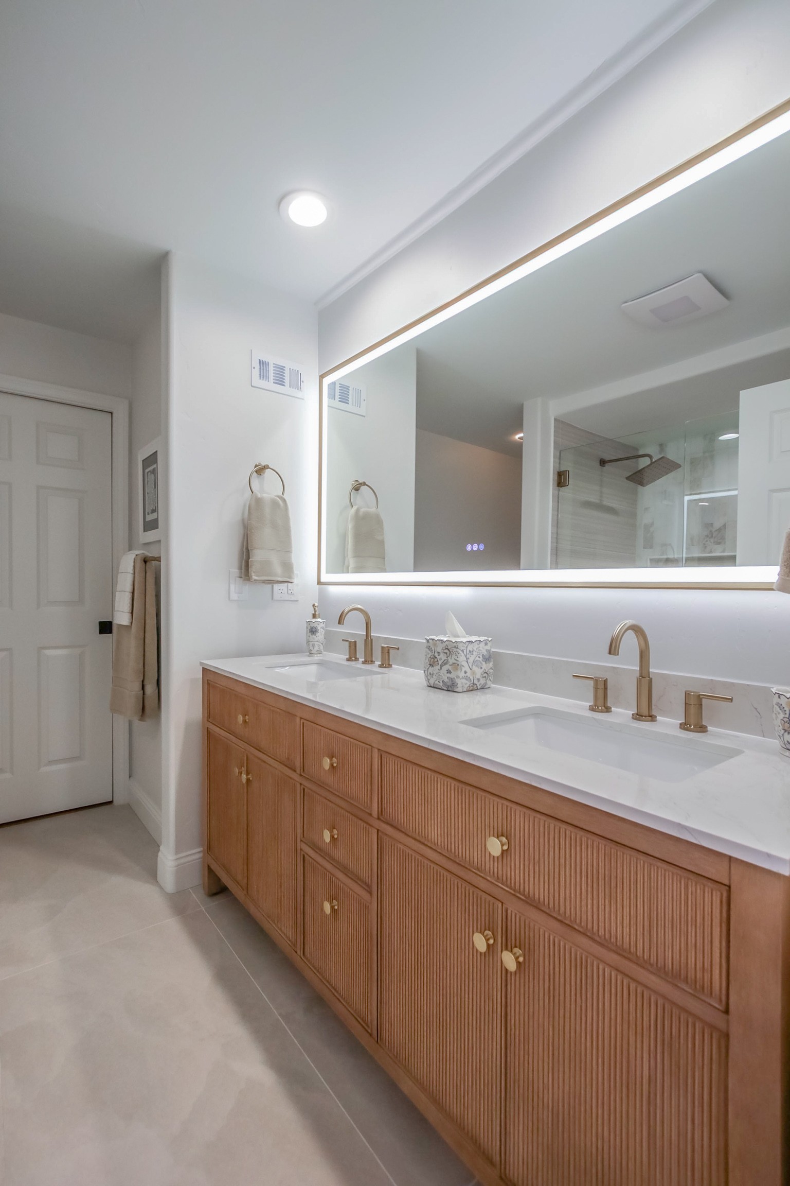 Virtual tour photo 96 of 131 for 5040 Colina Dr