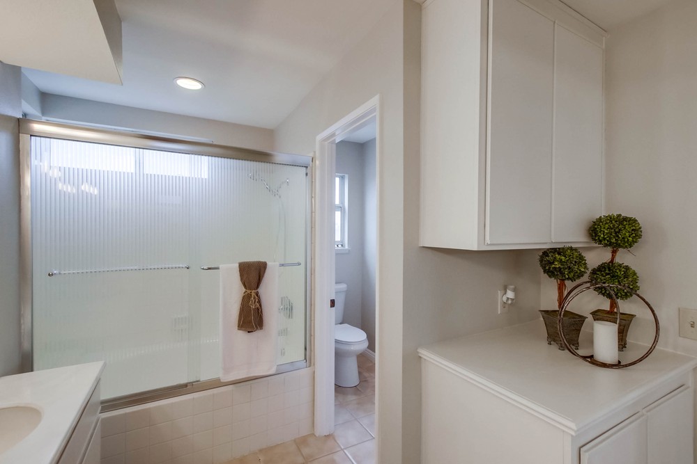 Virtual tour photo 33 of 52 for 5044 Camino Playa Acapulco