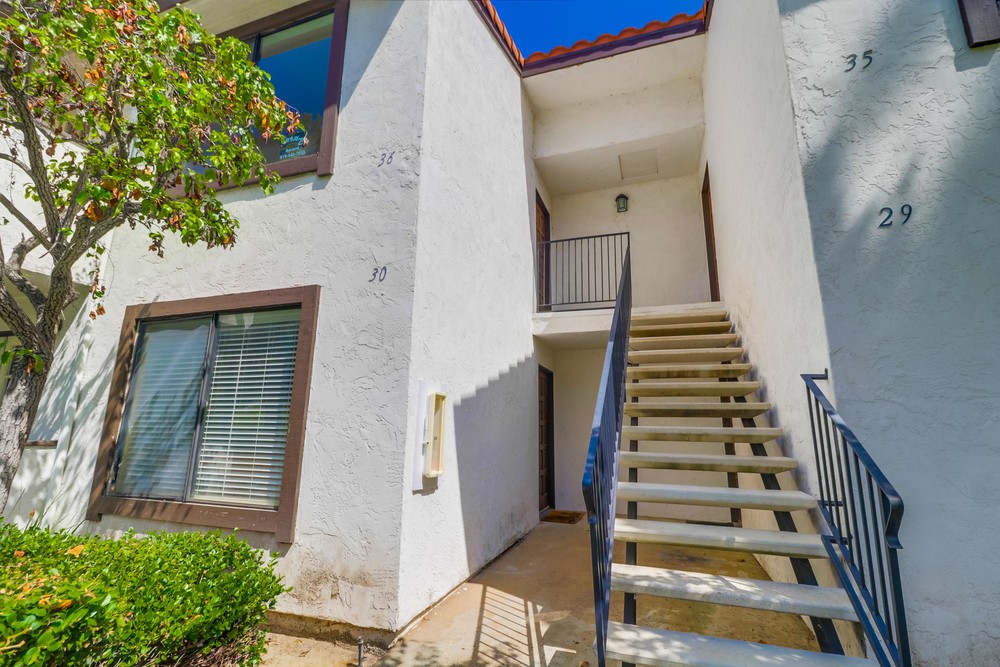 Virtual tour photo 5 of 40 for 5045 Collwood Way