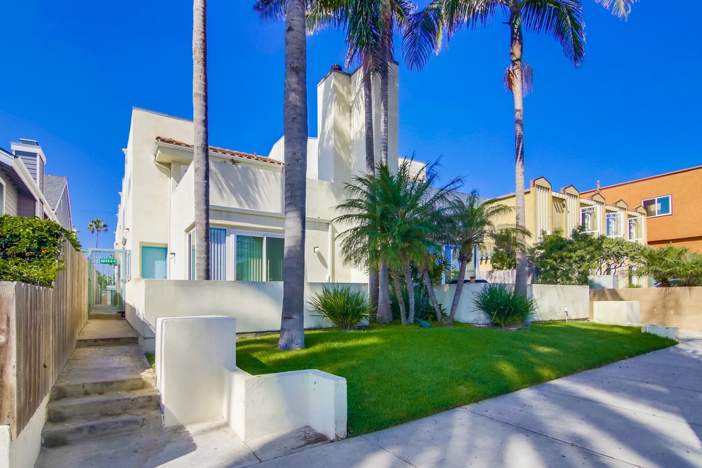 Virtual tour photo 1 of 45 for 5045 Niagara Ave