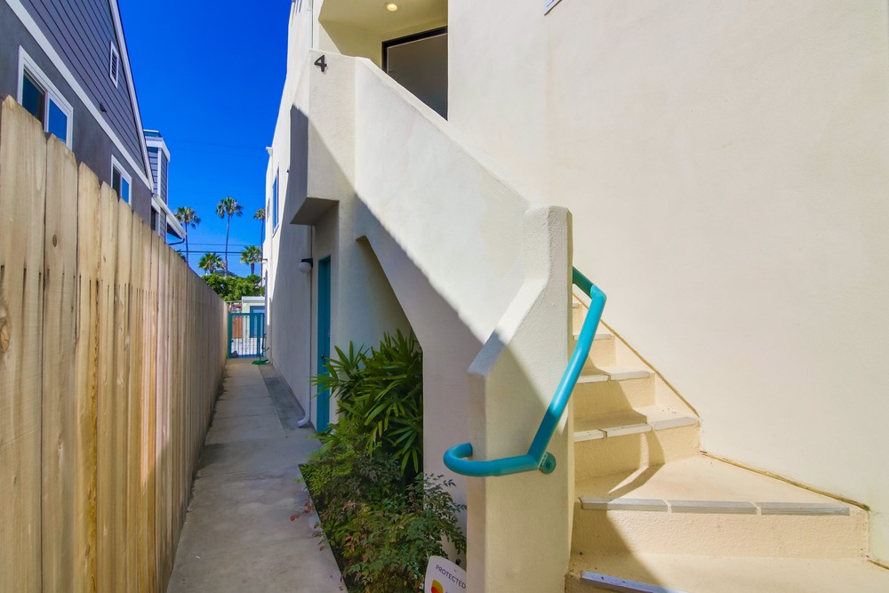 Virtual tour photo 5 of 45 for 5045 Niagara Ave