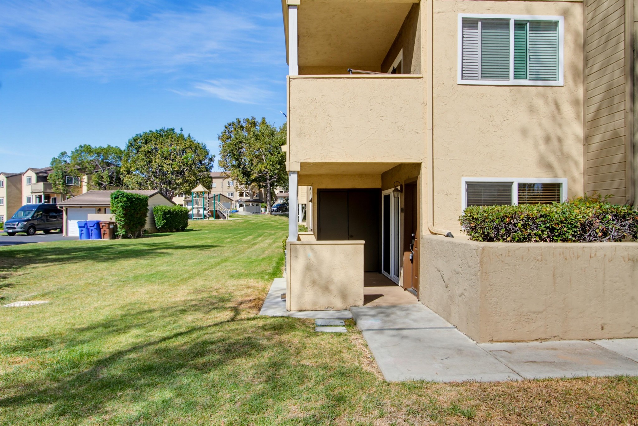 Virtual tour photo 5 of 43 for 5046 Los Morros Way