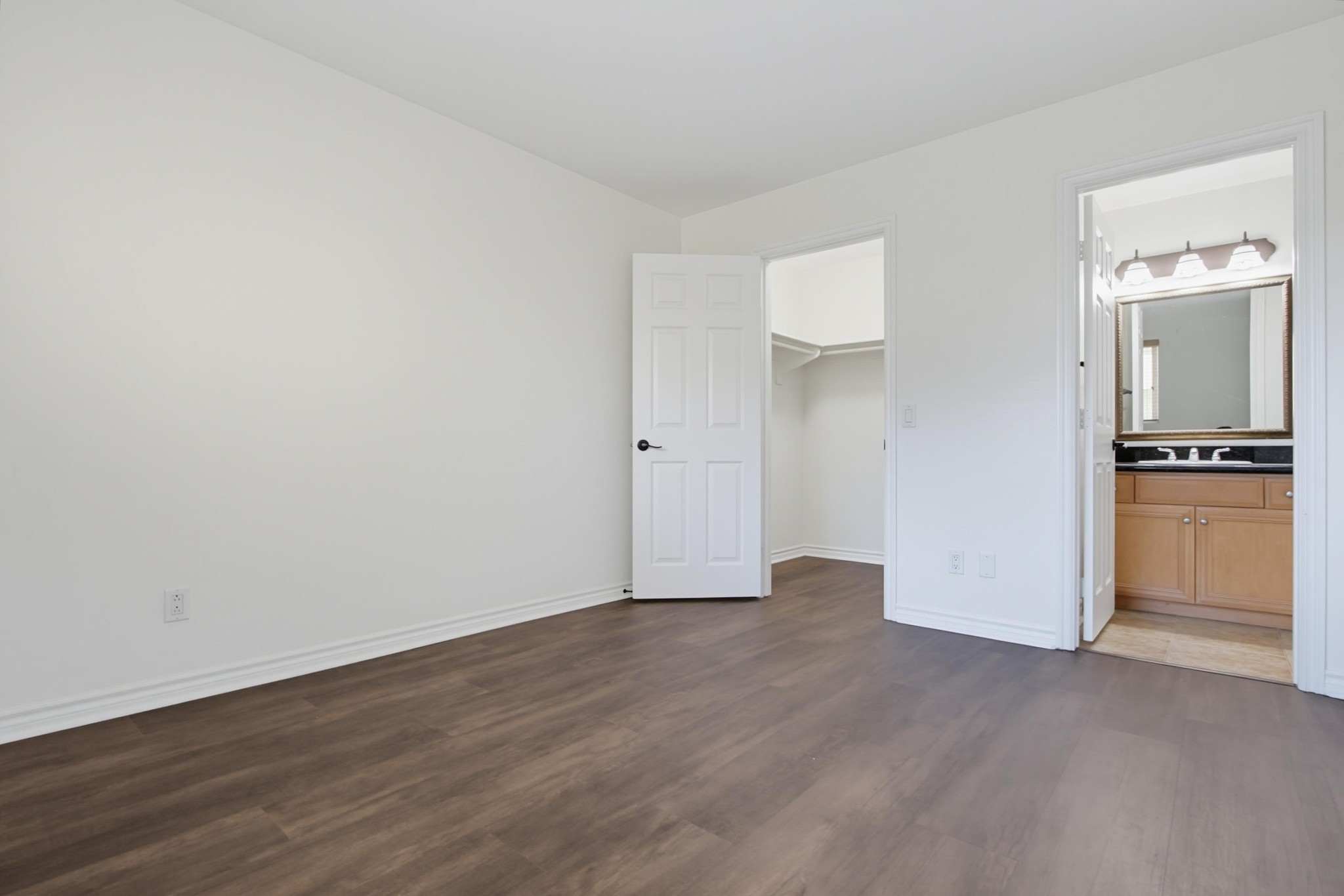 Virtual tour photo 32 of 43 for 5046 Los Morros Way