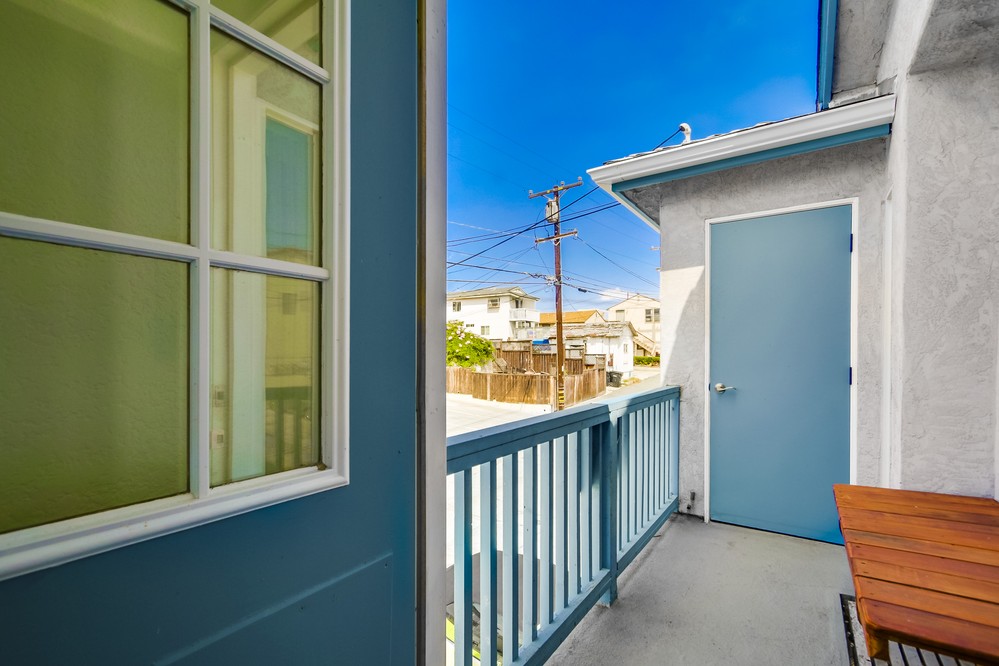 Virtual tour photo 30 of 44 for 5049 Narragansett Avenue