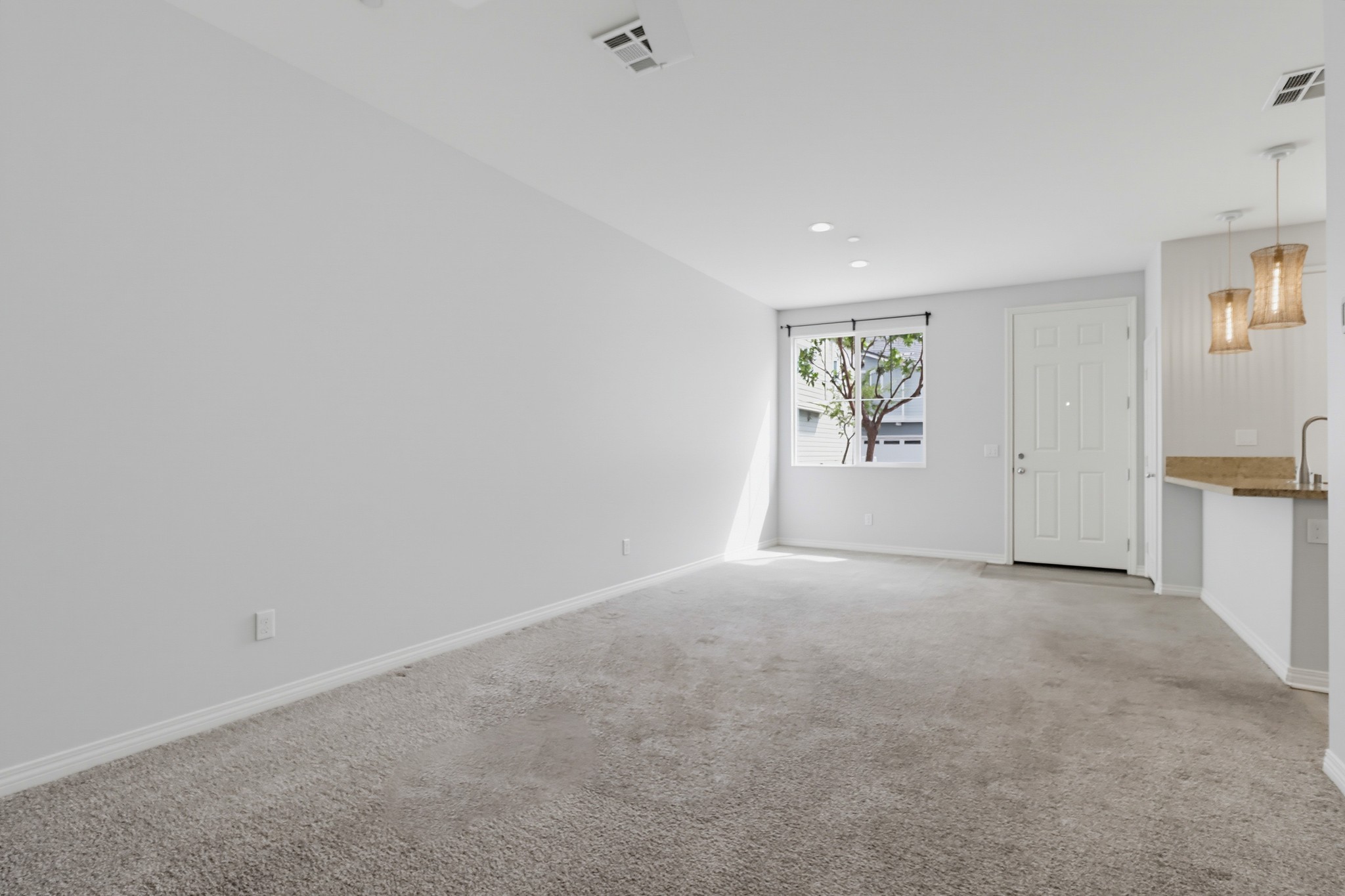 Virtual tour photo 8 of 49 for 505 Turnstone Ln