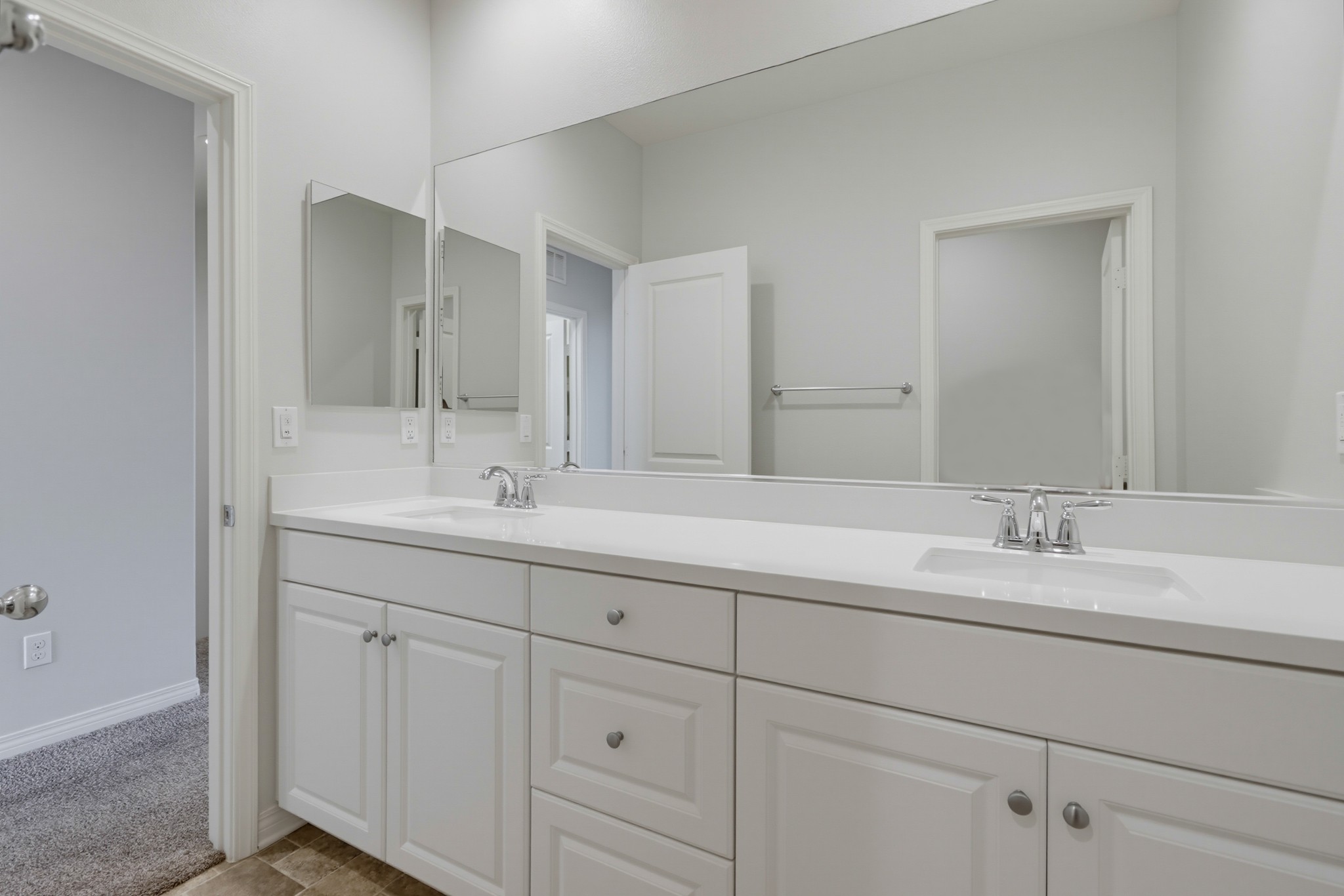 Virtual tour photo 38 of 49 for 505 Turnstone Ln