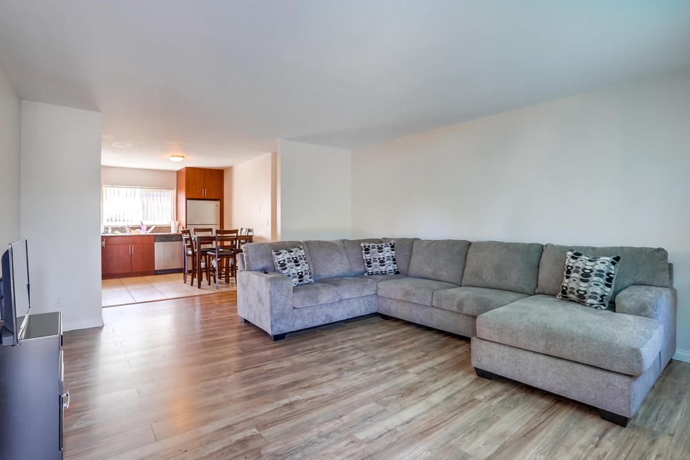 Virtual tour photo 7 of 18 for 5050 A St #10