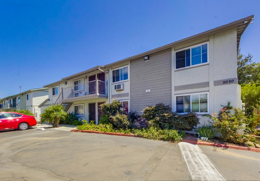 Virtual tour photo 6 of 28 for 5050 A St APT 11