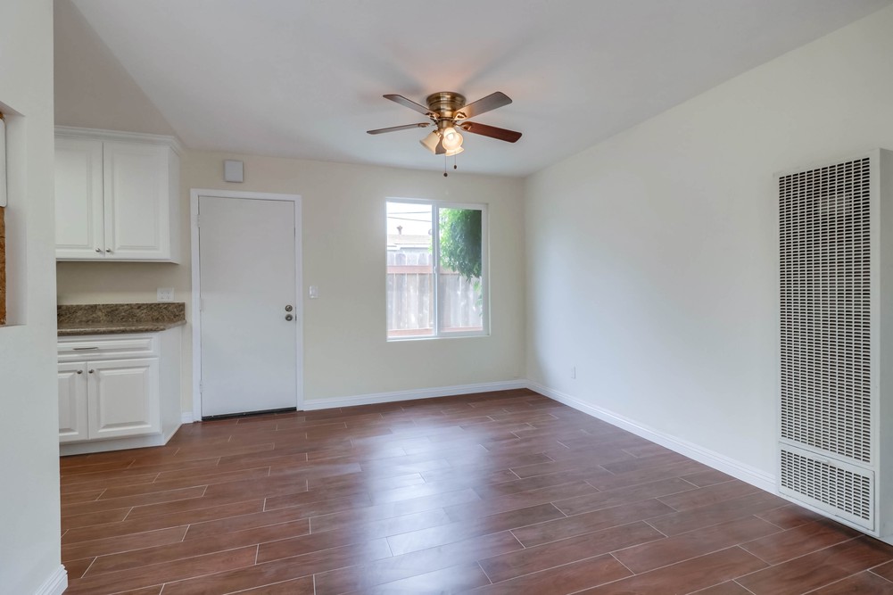 Virtual tour photo 10 of 38 for 5052 Capehart St