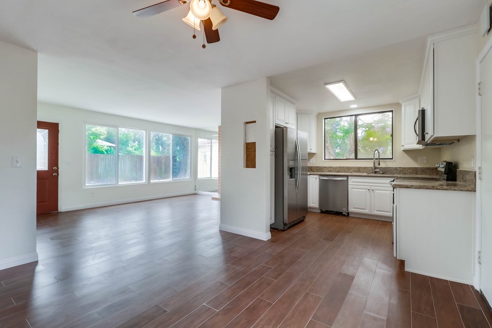 Virtual tour photo 13 of 38 for 5052 Capehart St