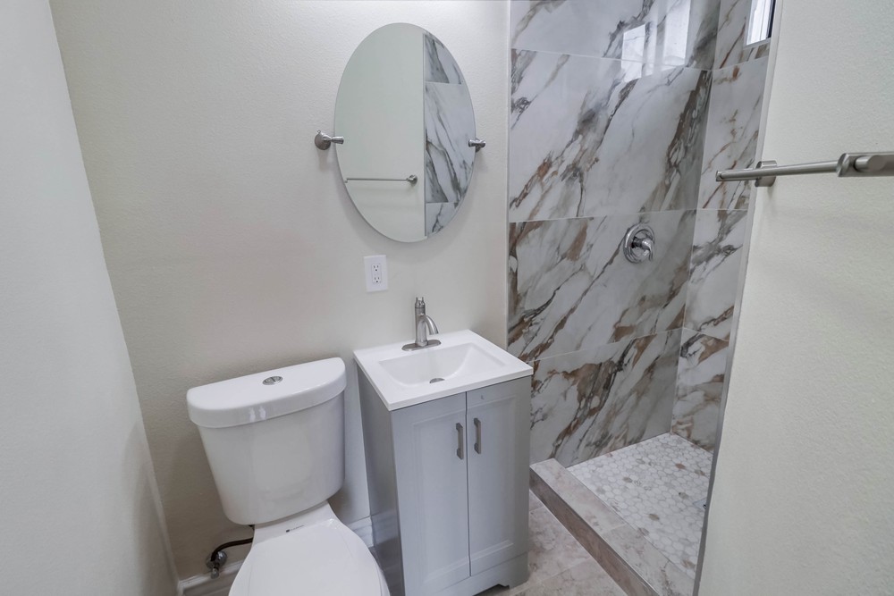 Virtual tour photo 22 of 38 for 5052 Capehart St