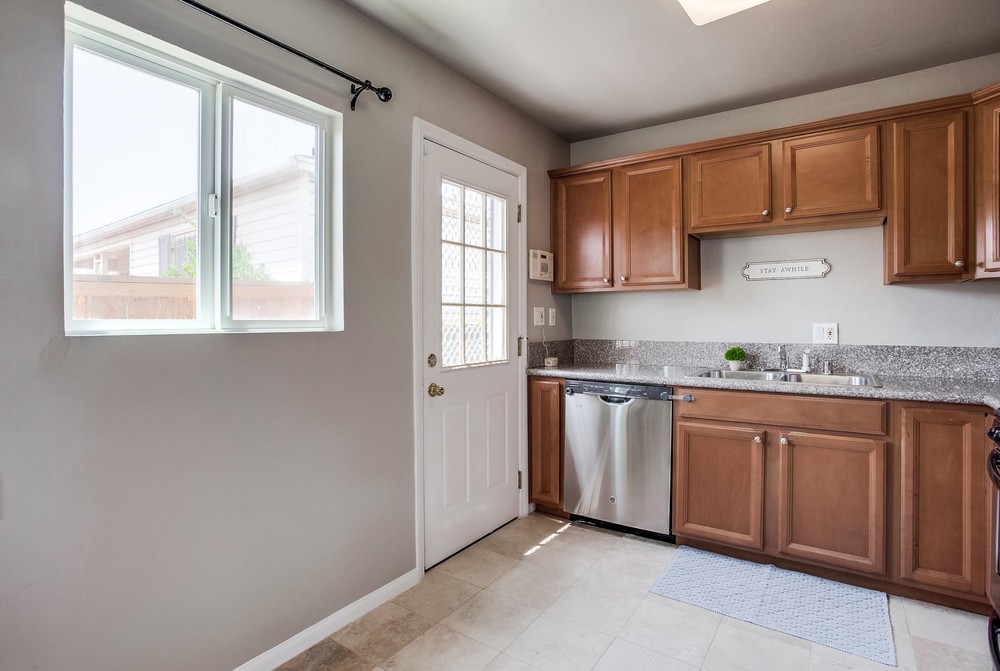 Virtual tour photo 18 of 33 for 5052 E Mountain View Dr