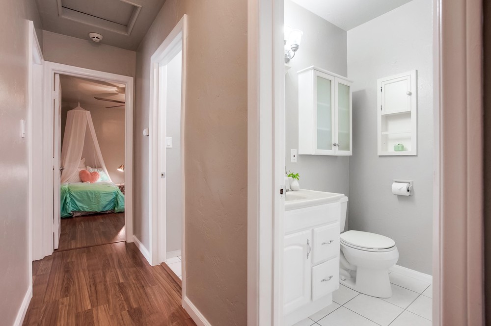 Virtual tour photo 22 of 33 for 5052 E Mountain View Dr