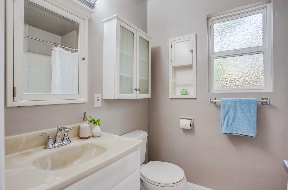 Virtual tour photo 28 of 33 for 5052 E Mountain View Dr