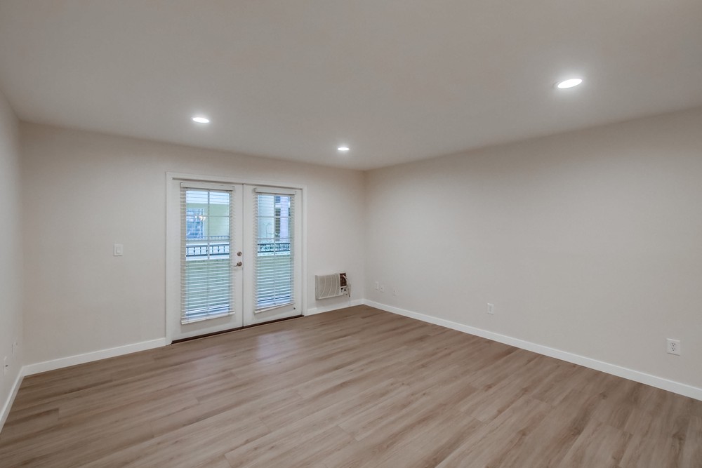 Virtual tour photo 14 of 42 for 5055 Collwood Blvd UNIT 107