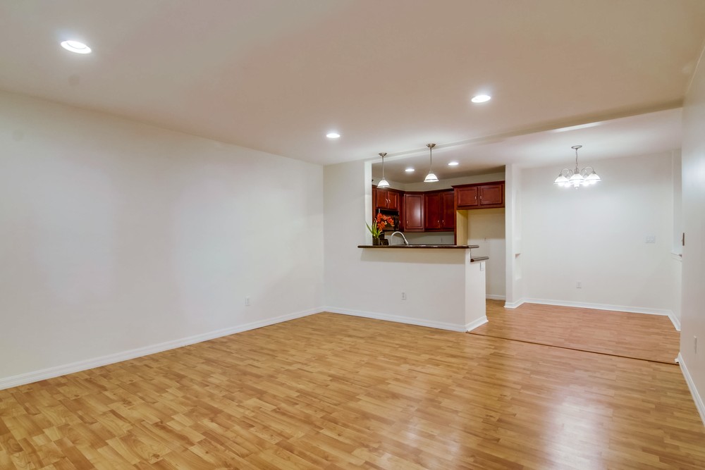 Virtual tour photo 12 of 39 for 5055 Collwood Blvd