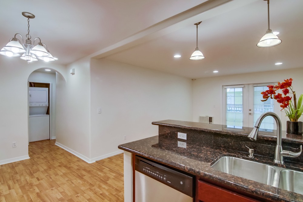 Virtual tour photo 24 of 39 for 5055 Collwood Blvd
