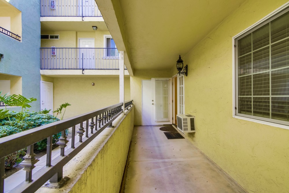 Virtual tour photo 33 of 39 for 5055 Collwood Blvd