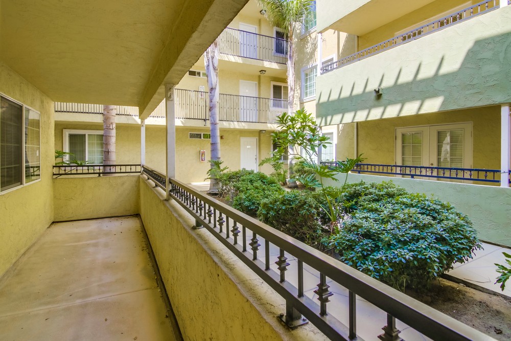 Virtual tour photo 34 of 39 for 5055 Collwood Blvd