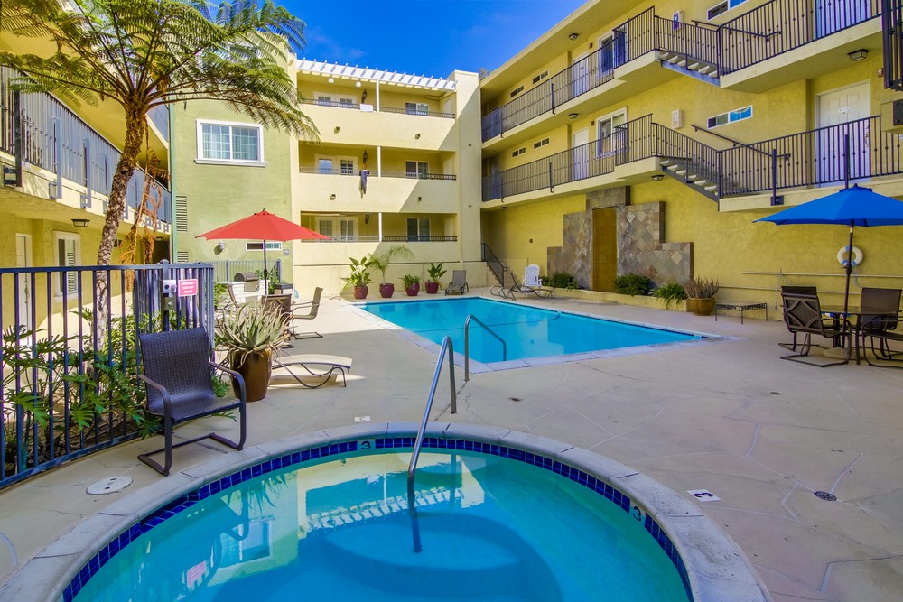 Virtual tour photo 37 of 39 for 5055 Collwood Blvd