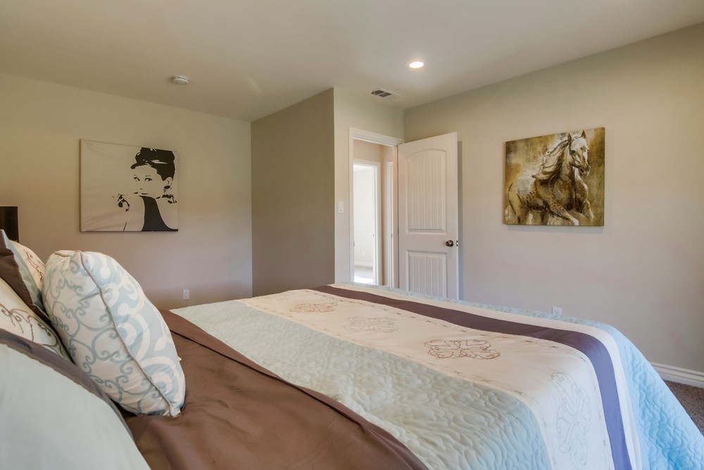 Virtual tour photo 33 of 56 for 5056 Dawne St