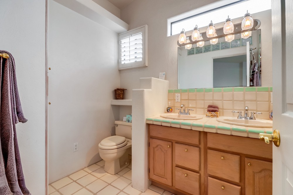 Virtual tour photo 27 of 40 for 5058 Saratoga Ave