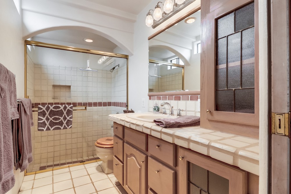 Virtual tour photo 32 of 40 for 5058 Saratoga Ave