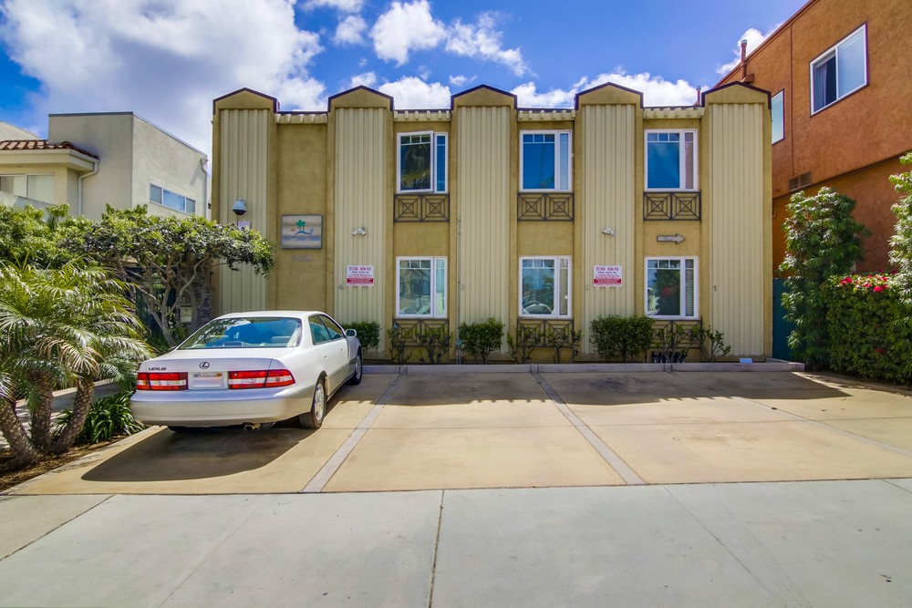 Virtual tour photo 3 of 42 for 5059 Niagara Ave #9