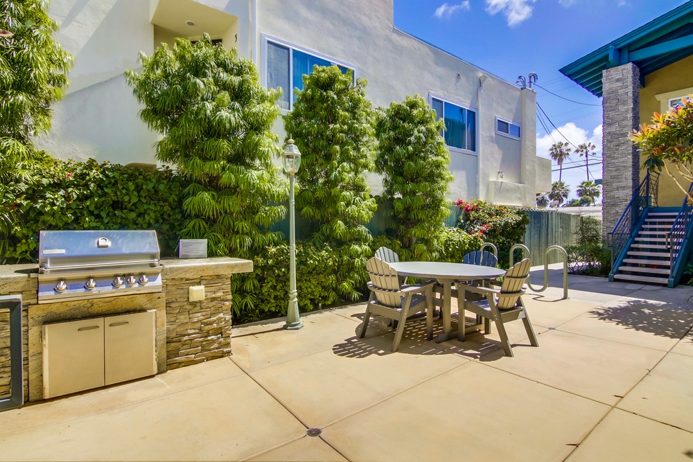 Virtual tour photo 7 of 42 for 5059 Niagara Ave #9