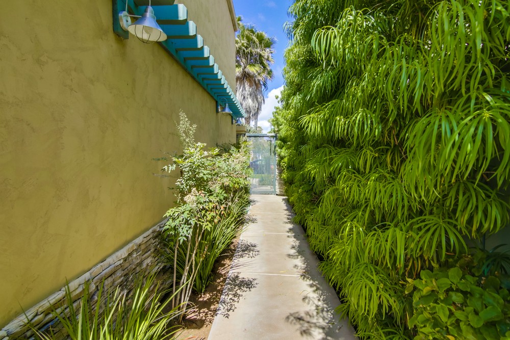 Virtual tour photo 8 of 42 for 5059 Niagara Ave #9