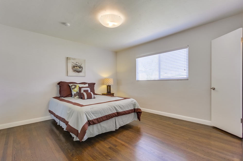 Virtual tour photo 16 of 30 for 5060 Cole Street