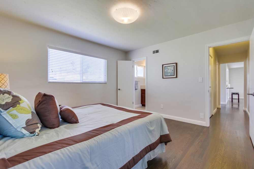 Virtual tour photo 17 of 30 for 5060 Cole Street