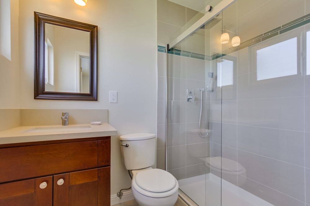 Virtual tour photo 19 of 30 for 5060 Cole Street