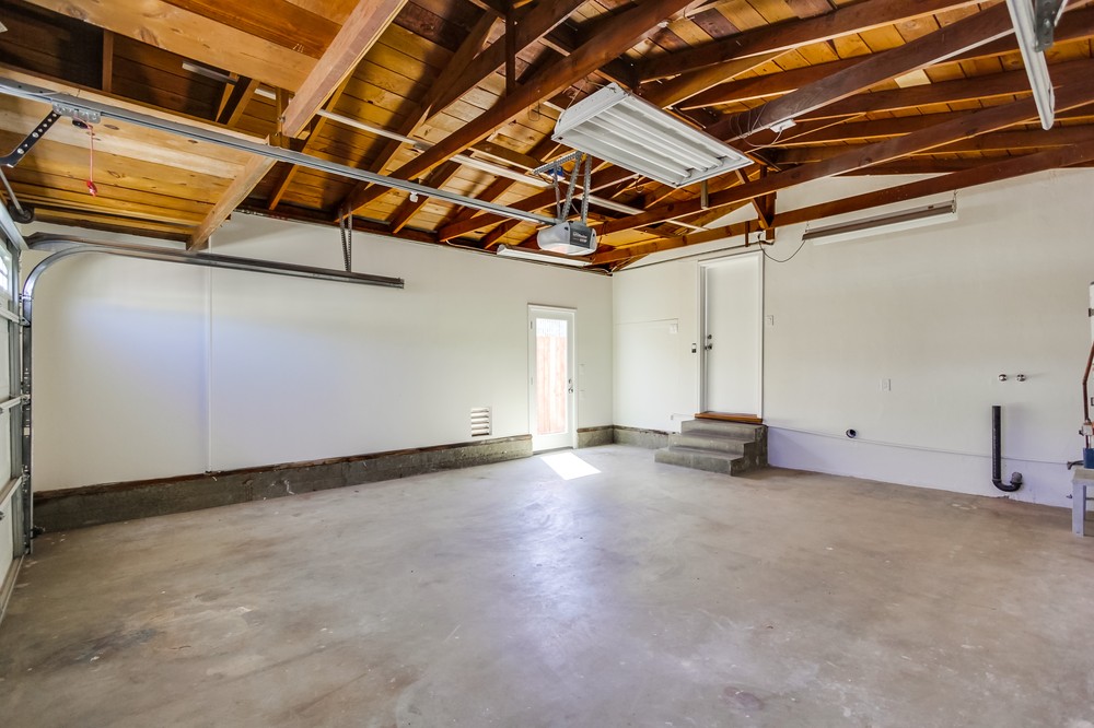 Virtual tour photo 26 of 30 for 5060 Cole Street