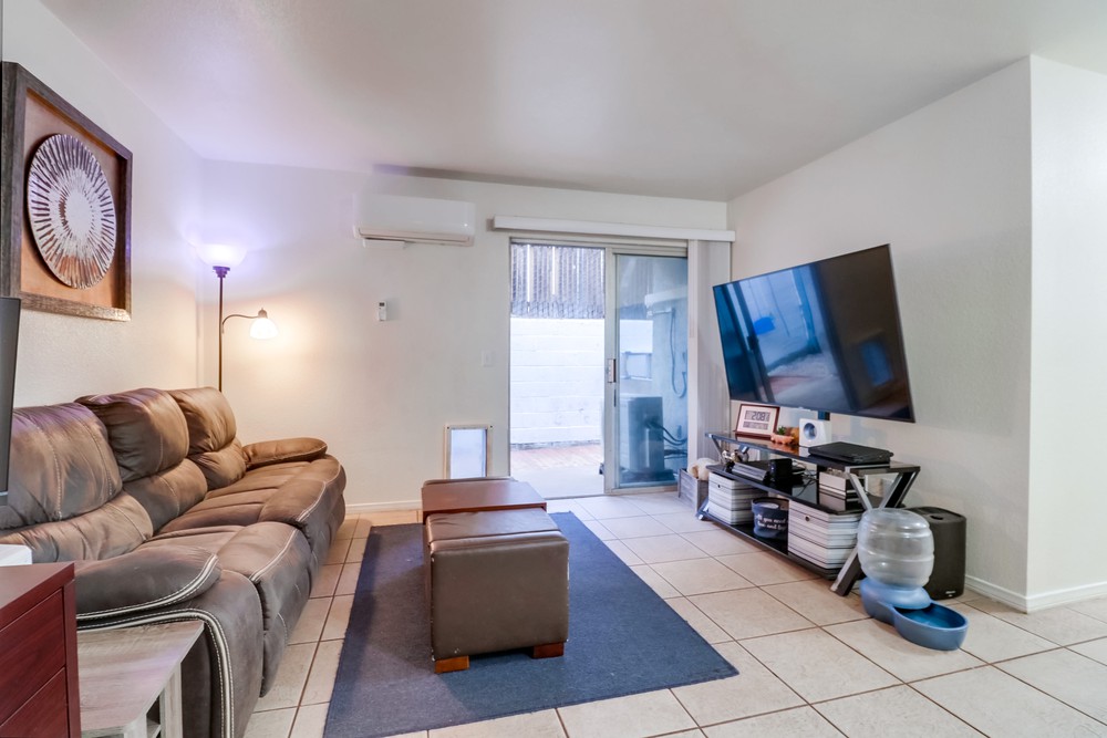 Virtual tour photo 6 of 21 for 5061 Marilou Rd APT 3