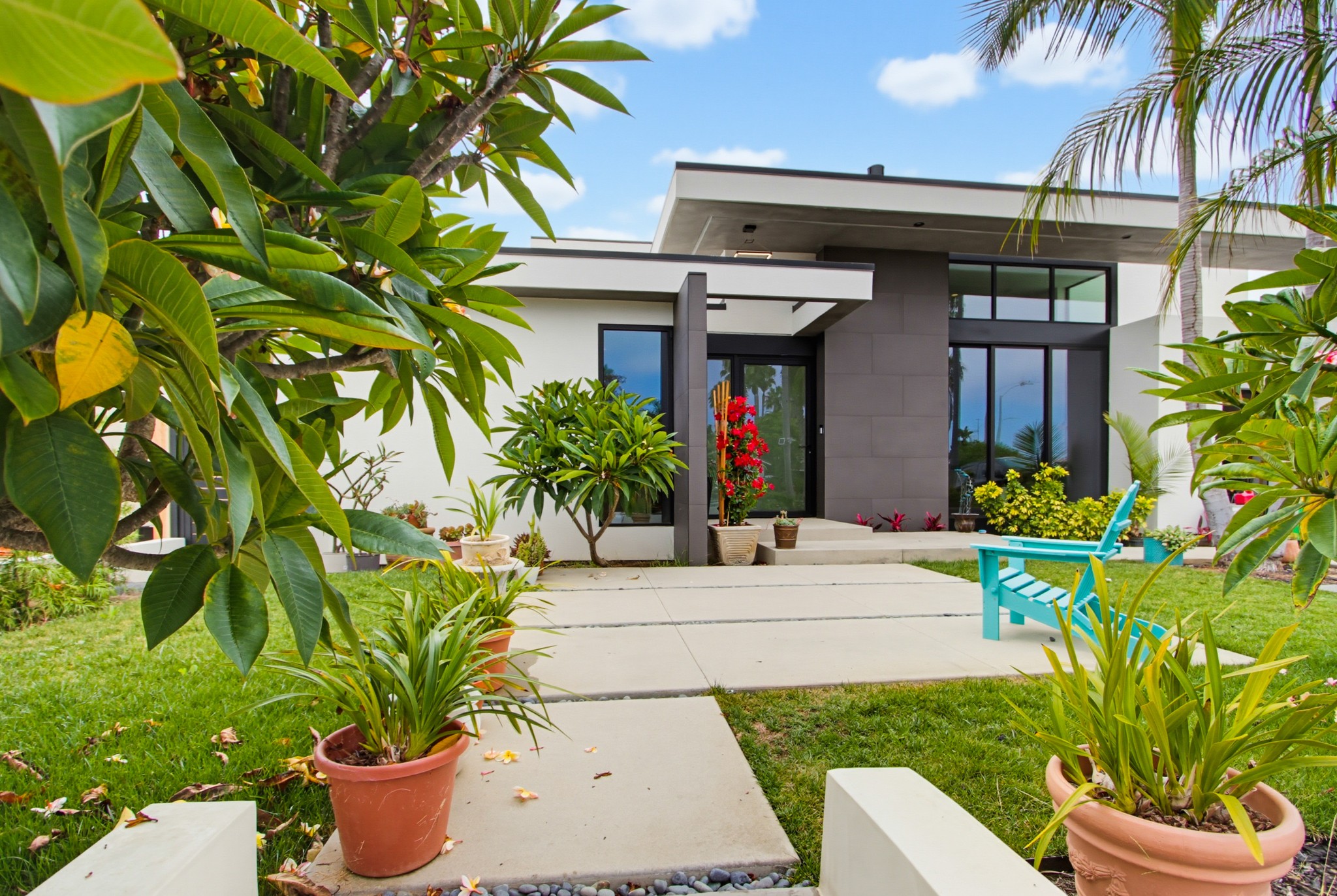 Virtual tour photo 4 of 41 for 5065 Los Robles Dr