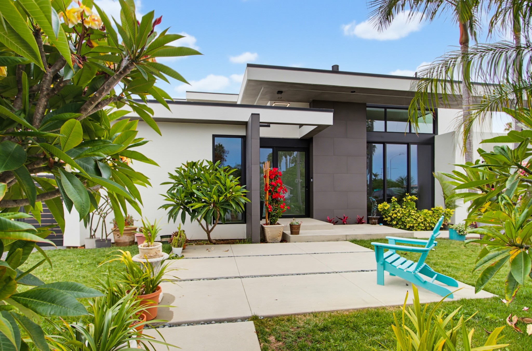 Virtual tour photo 5 of 41 for 5065 Los Robles Dr
