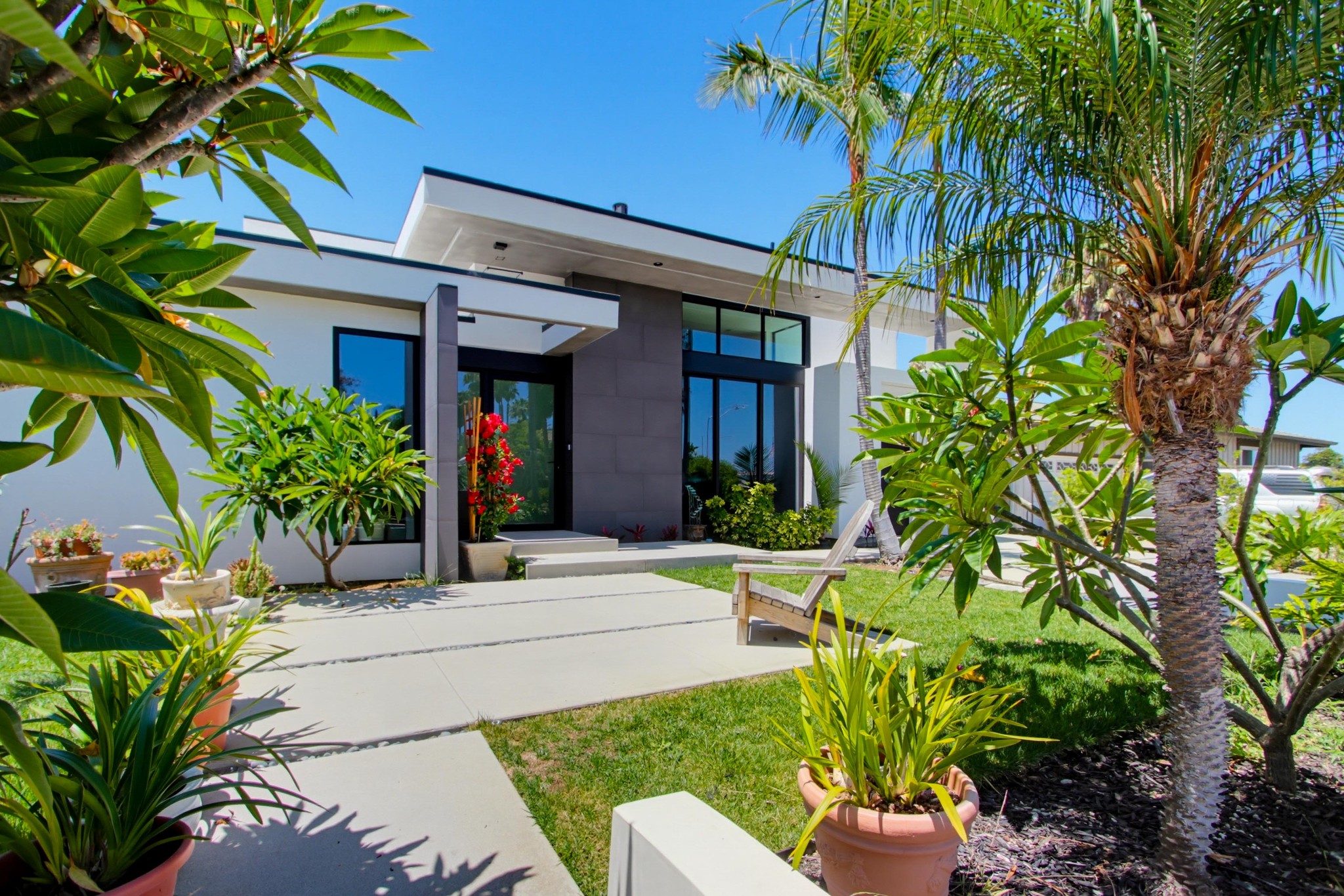 Virtual tour photo 10 of 28 for 5065 Los Robles Dr