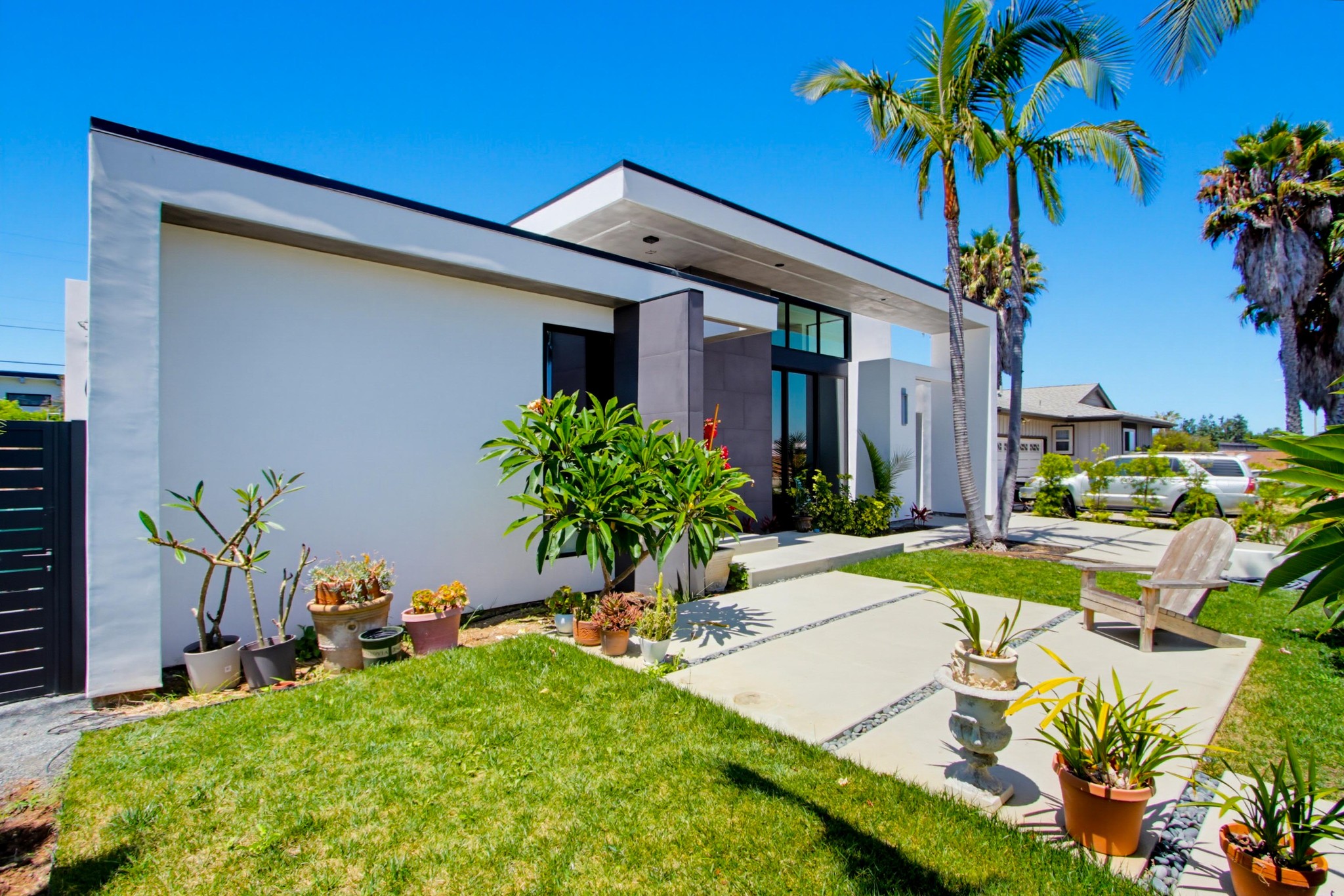 Virtual tour photo 12 of 28 for 5065 Los Robles Dr